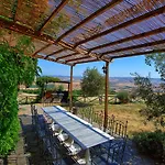 Casale Santa Francesca By Posarellivillas וילה